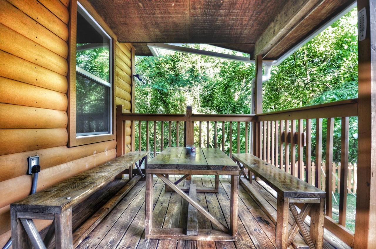 Remodelled Cabin! Great Location! Sevierville Kültér fotó